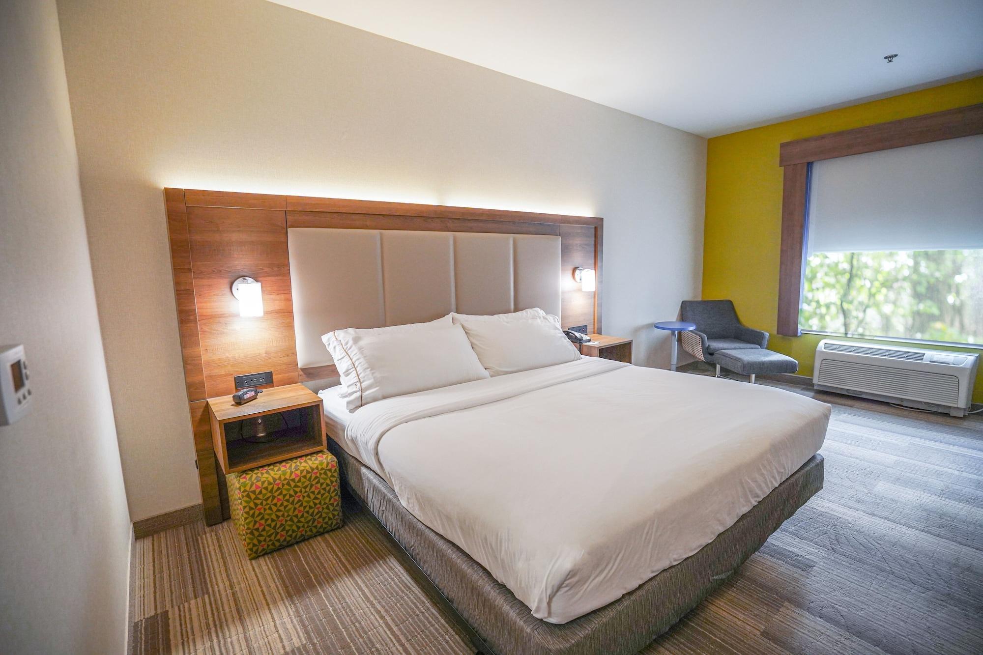 Holiday Inn Express Hotel & Suites Ontario By Ihg Екстериор снимка