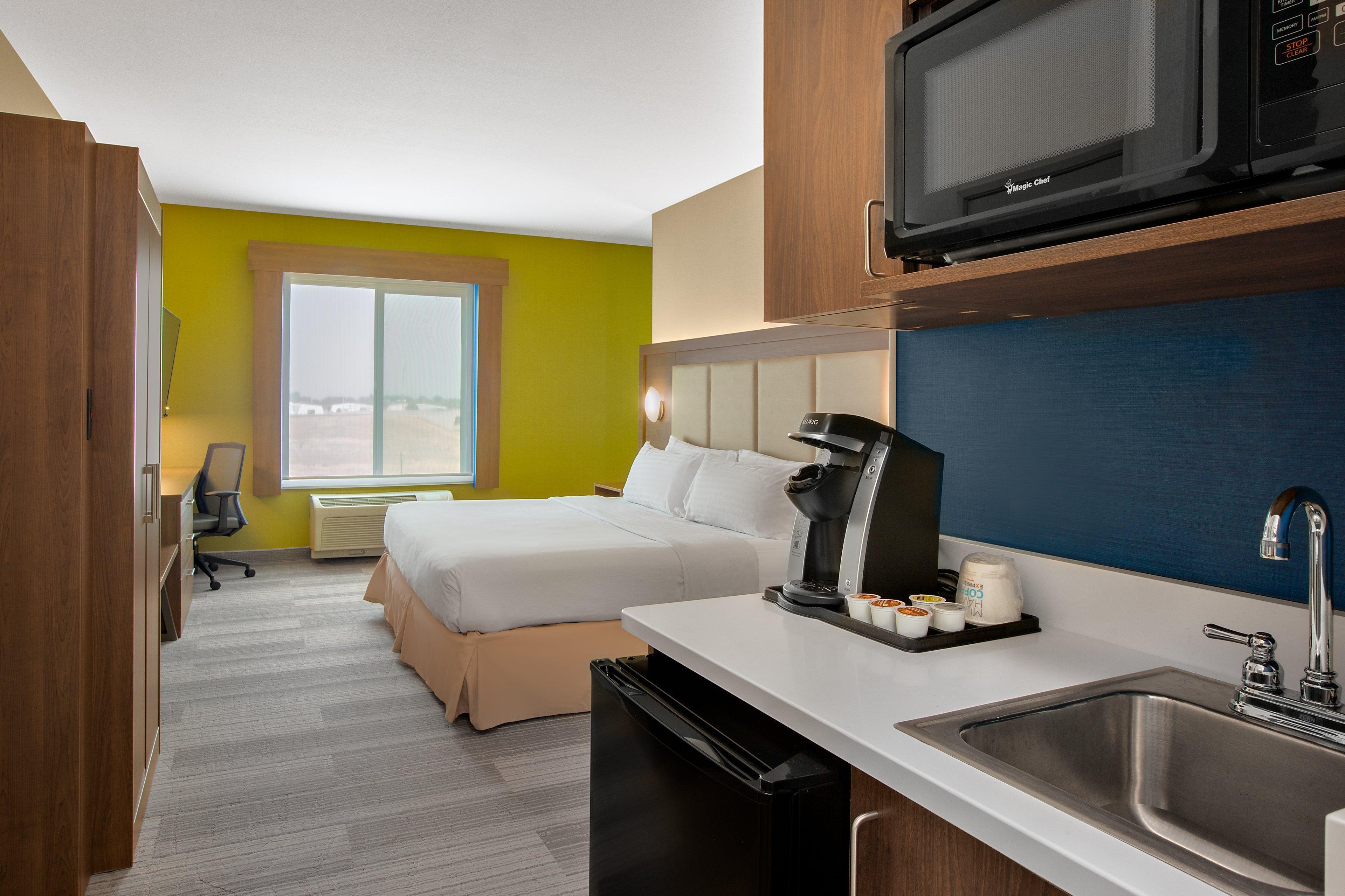 Holiday Inn Express Hotel & Suites Ontario By Ihg Екстериор снимка