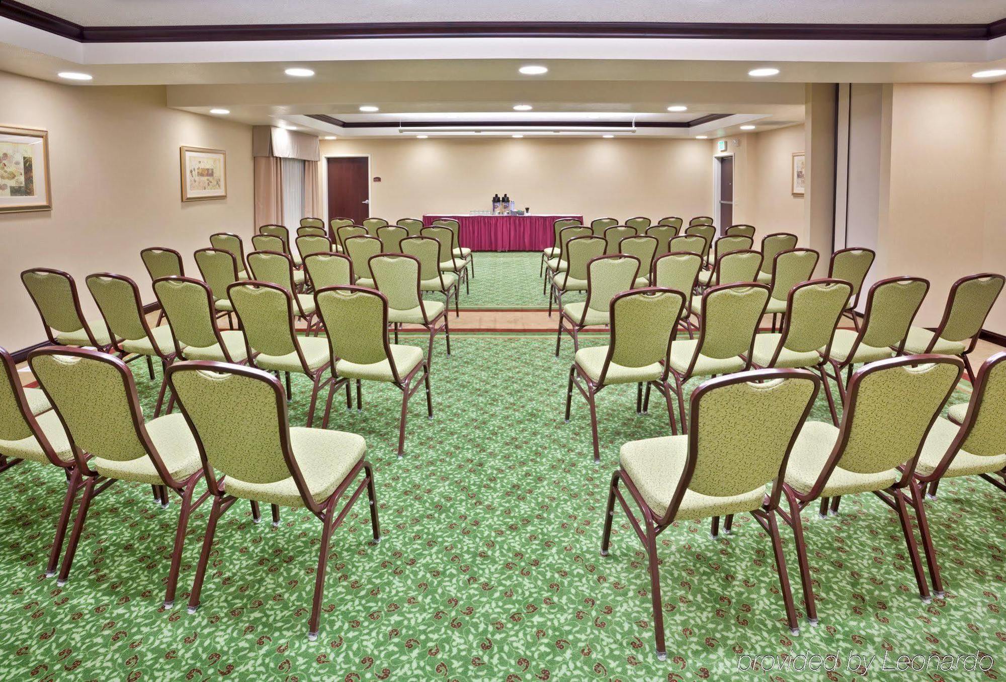 Holiday Inn Express Hotel & Suites Ontario By Ihg Екстериор снимка